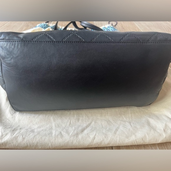 NWOT Tory Burch Gorgia Slouchy Quilted Leather Tote - Picture 5 of 8